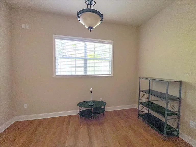 9048 SW 76th Ave — Photo 10