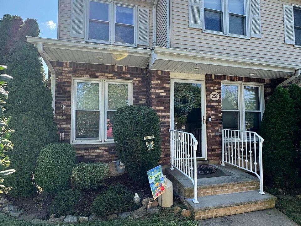1st image of 258 Milton Ave