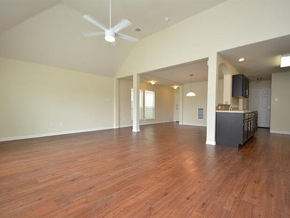 4th image of 15459 Bammel Oaks Ct