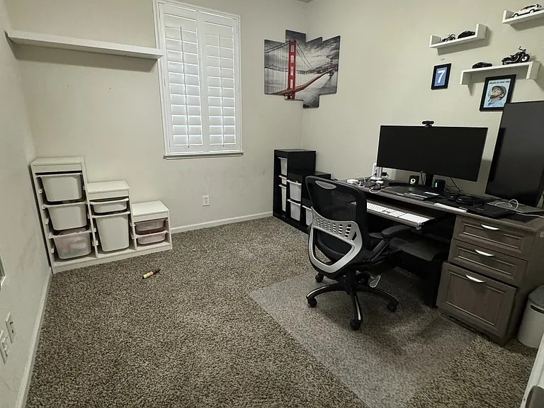 166 W Luna Loca Ln — Photo 5