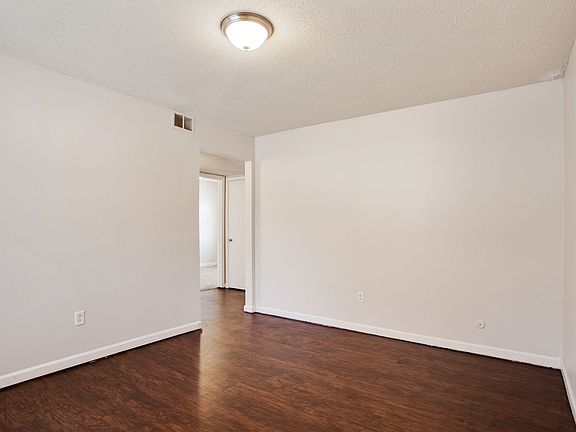 4th image of 4837-4851 NW Homestead Rd #4849