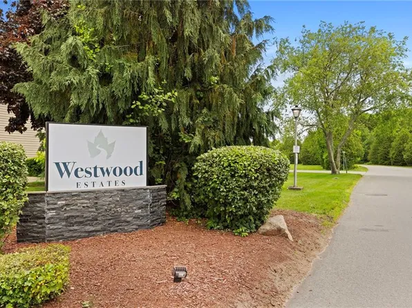 45 Wright Way, Coventry, RI 02816
