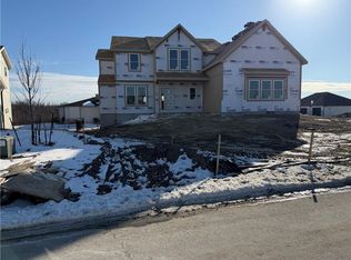 8415 NW 90th St, Kansas City, MO 64157