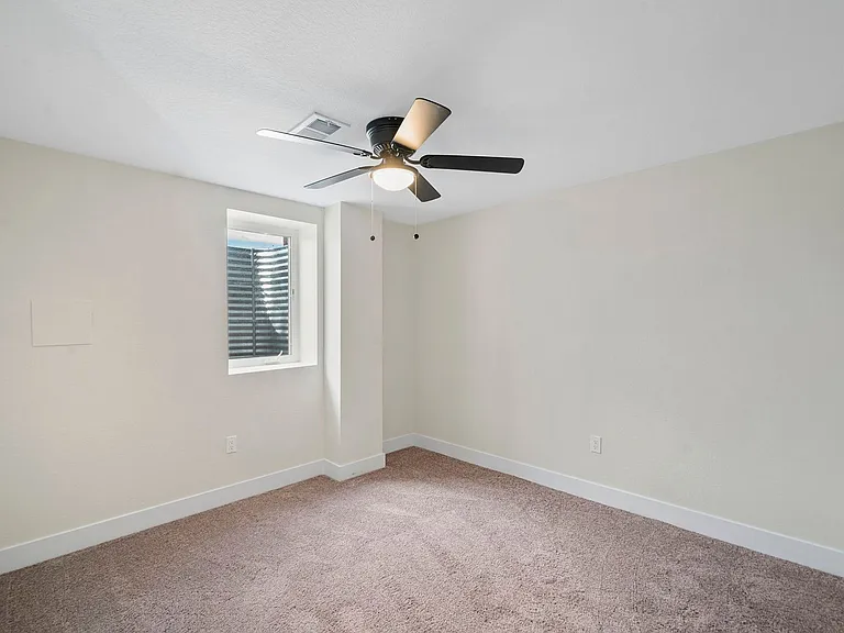 6366 1/2 Julian St — Photo 9