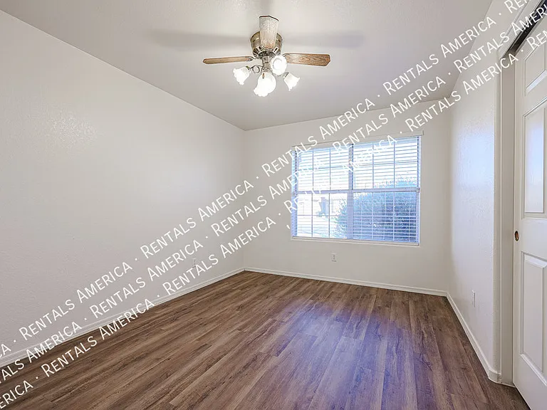 5351 W Saragosa St — Photo 20