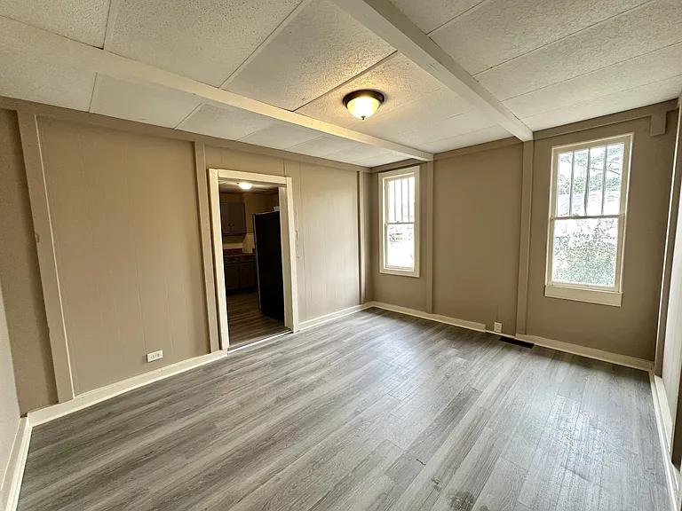 2320 Wesley Ave SW — Photo 13