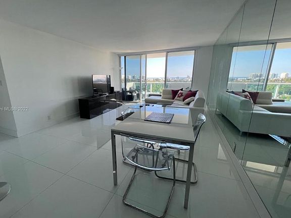 2nd image of 1200 West Ave APT 1109