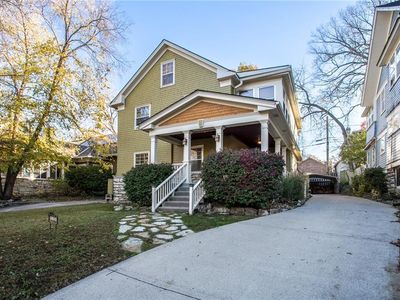 3615 Pennsylvania Ave, Kansas City, MO, 64111