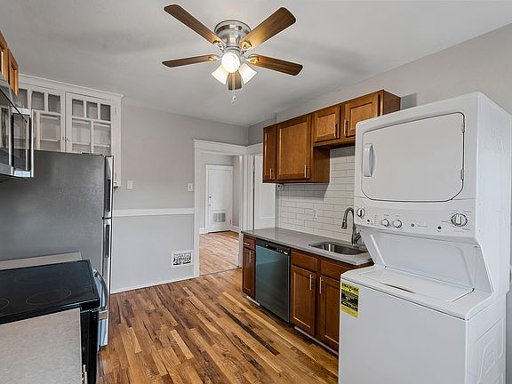 4th image of 3314 S 18th St Floor 2