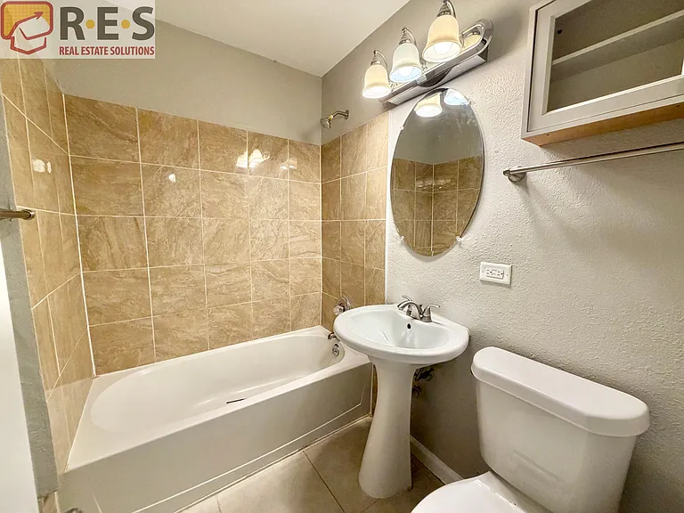 1738 Verbena St — Photo 7