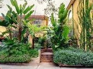 1930 Holly Dr #C, Los Angeles, CA 90068