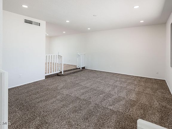 5th image of 4052 W MONTEBELLO Avenue
