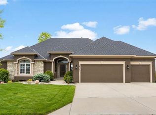 14151 Belrive Cir, Basehor, KS 66007