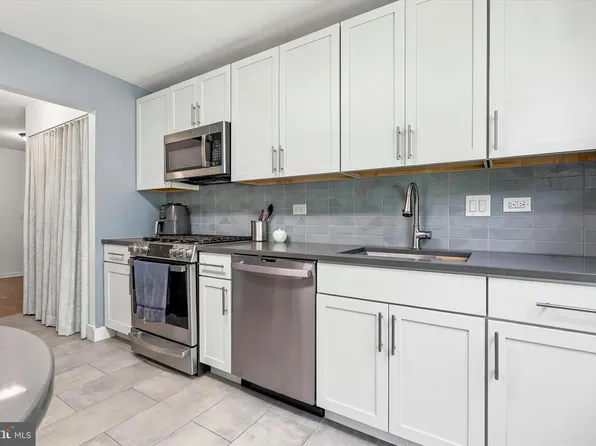 1600 Hagys Ford Rd APT 2L, Penn Valley, PA 19072
