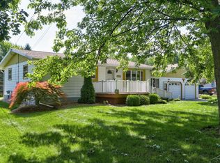 1268 Harding Rd, Essexville, MI 48732