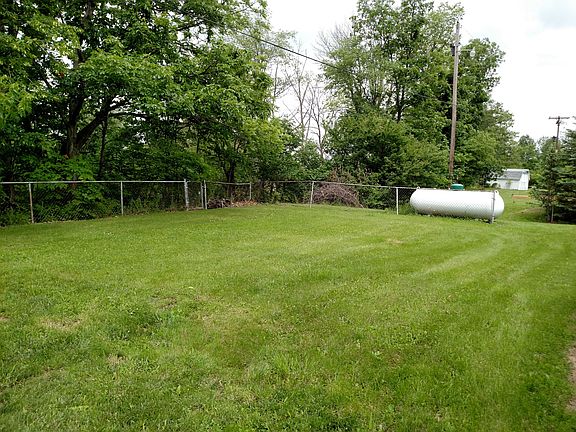 3rd image of 7601 Road 1031