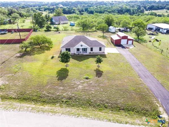 1022 County Road 3351, Kempner, TX 76539