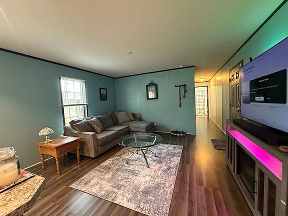 4th image of 43 Saint Michaels Dr