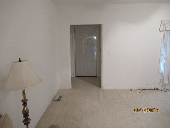 5th image of 1708 Central Dr