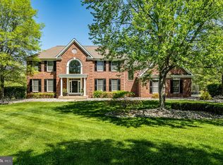 1616 Thistlewood Dr, Washington Crossing, PA 18977