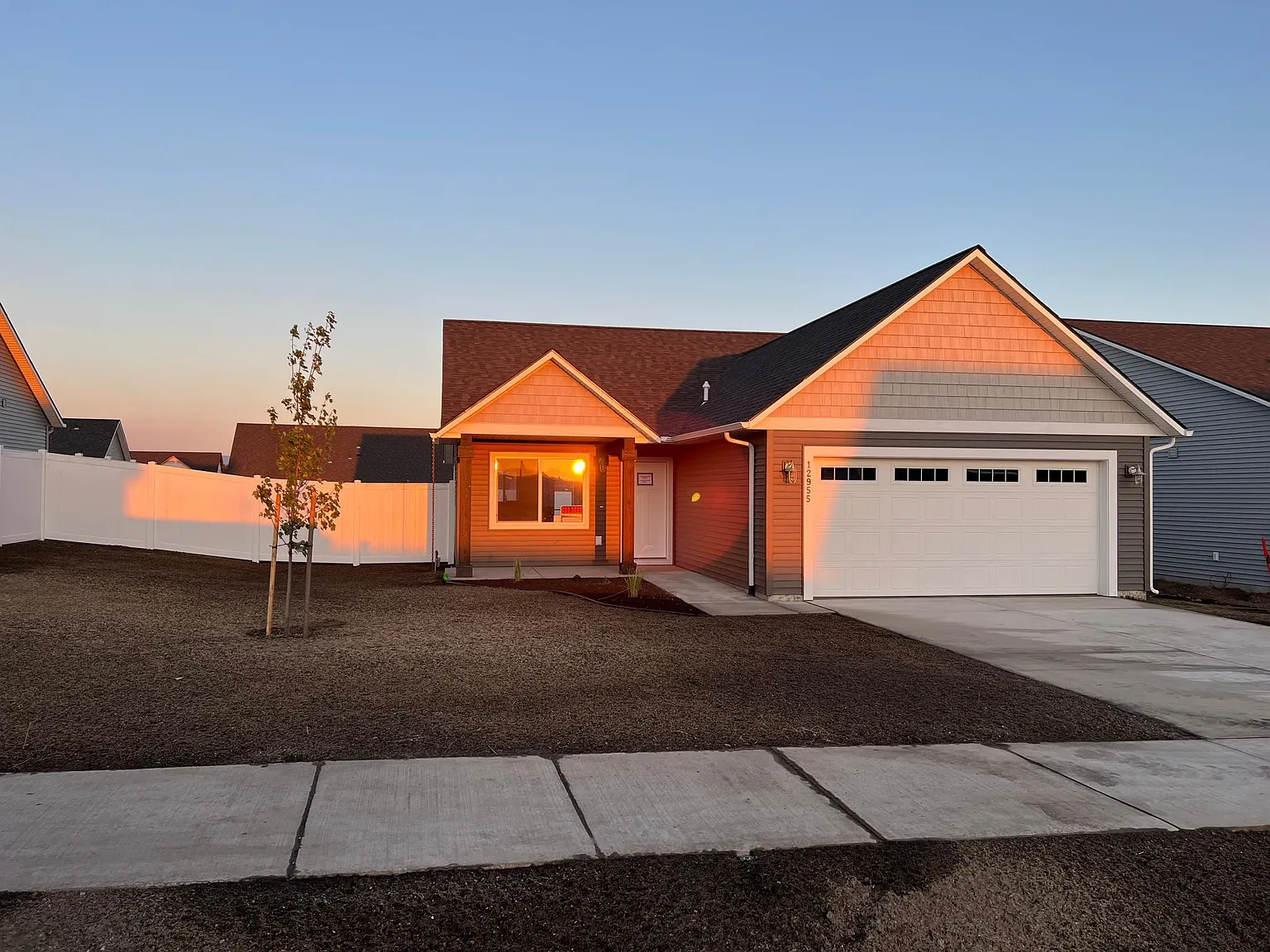 12955 Cavanaugh Dr — Photo 1