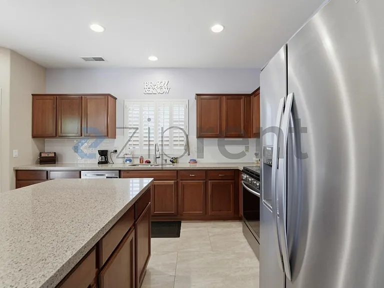26001 W Tonopah Dr — Photo 9