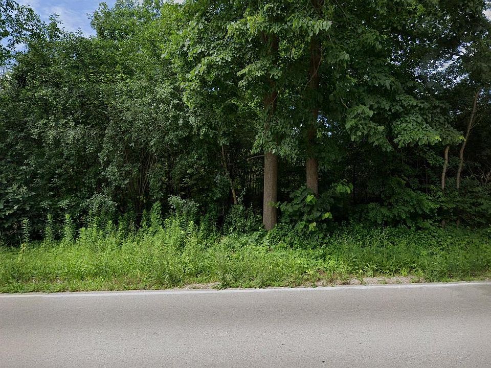 2nd image of 780 EAGLE LAKE AVENUE