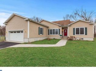 154 Fairfax Dr, Cinnaminson, NJ