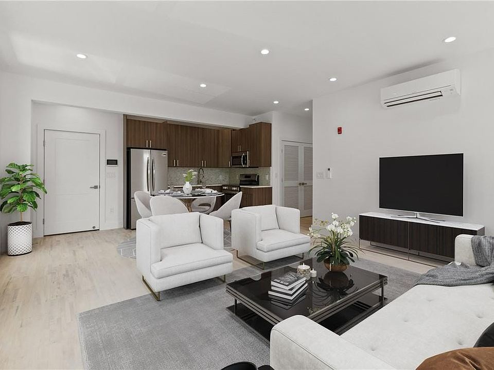 1st image of 385 Kear St #1B