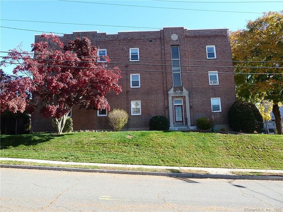 West Hartford, CT Apartments  Eagle Rock Apartments at West Hartford