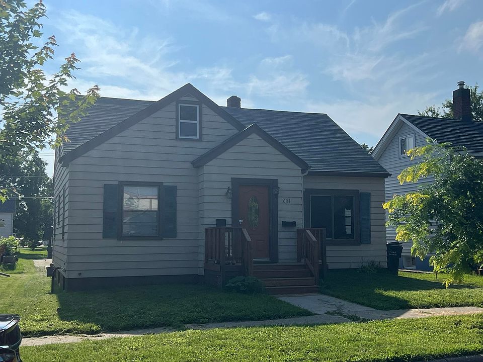 1st image of 604/606 McLean Ave