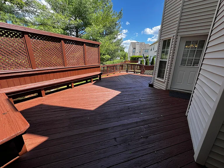 21379 Fultonham Cir — Photo 12