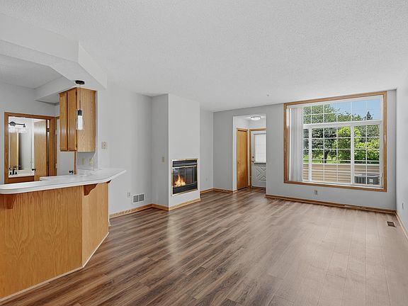 5th image of 2255 Ranchview Ln N Unit 14