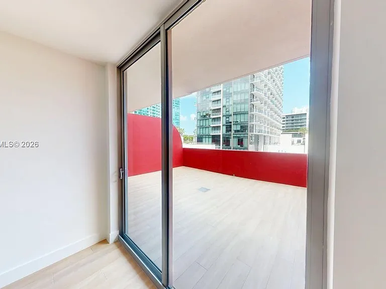 90 NE 32nd St #603 — Photo 1