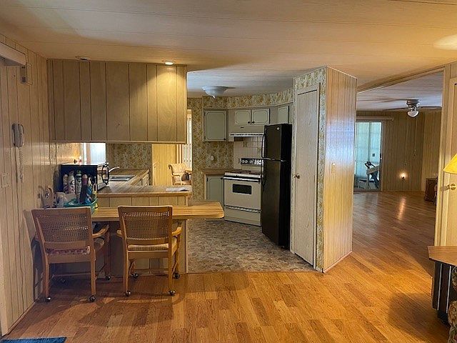 1st image of 301 Dogwood Ln #86