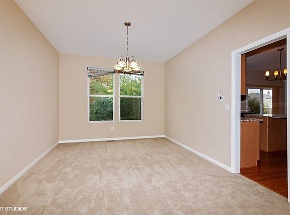 5th image of 347 S Palmer Dr
