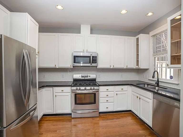 130 Fenner Ln — Photo 9
