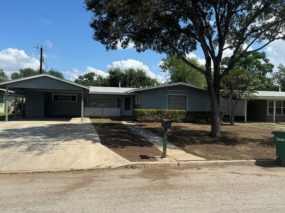 1st image of 207 Eastley Dr