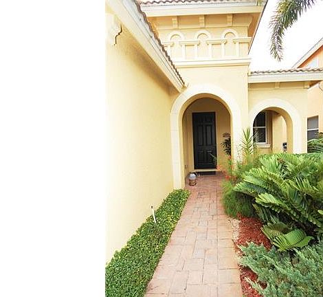 3rd image of 10116 N Silver Palm Dr