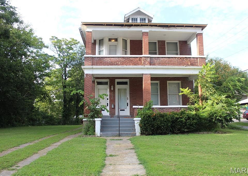 2nd image of 820 Merriwether St