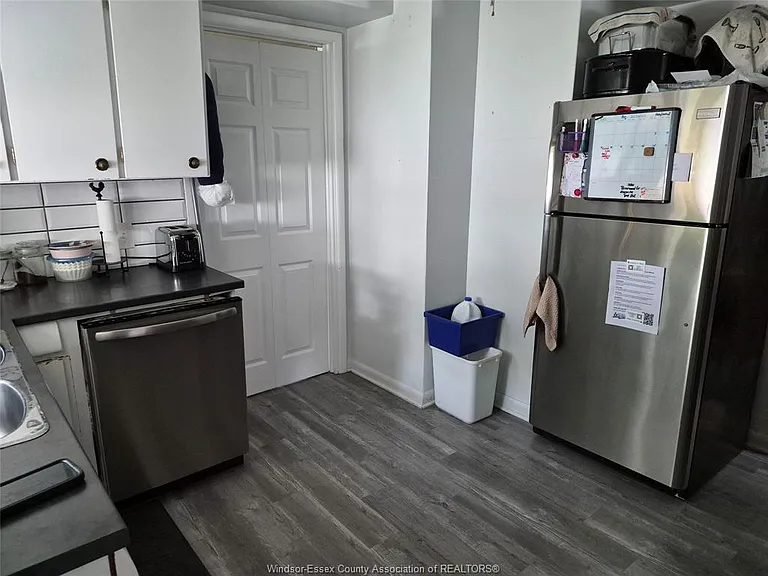 27 Horwath Ave — Photo 4
