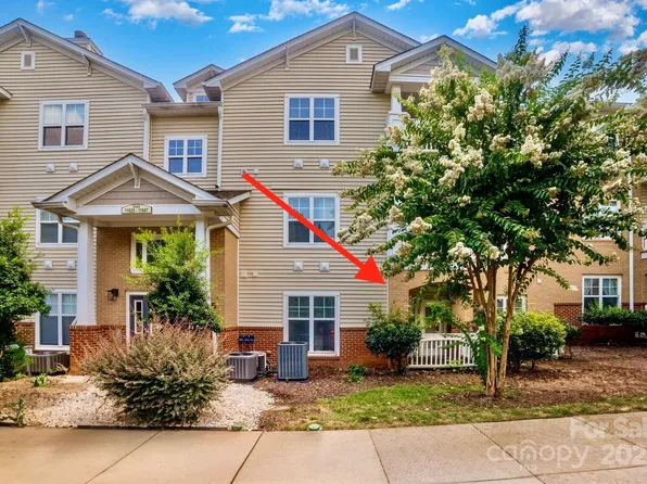 11829 Ridgeway Park Dr, Charlotte, NC 28277