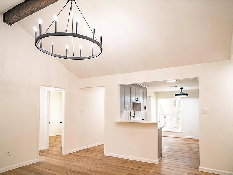9214 Woodland Oaks Dr — Photo 13