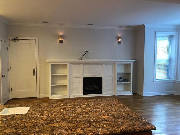 3rd image of 2701 N Mildred Ave #B1