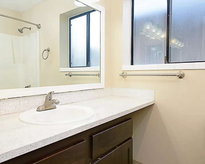 Northlink Apartments — Photo 72
