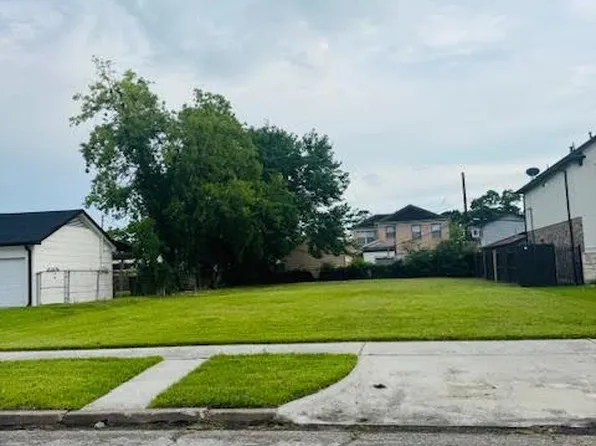 3436 Palm St, Houston, TX 77004