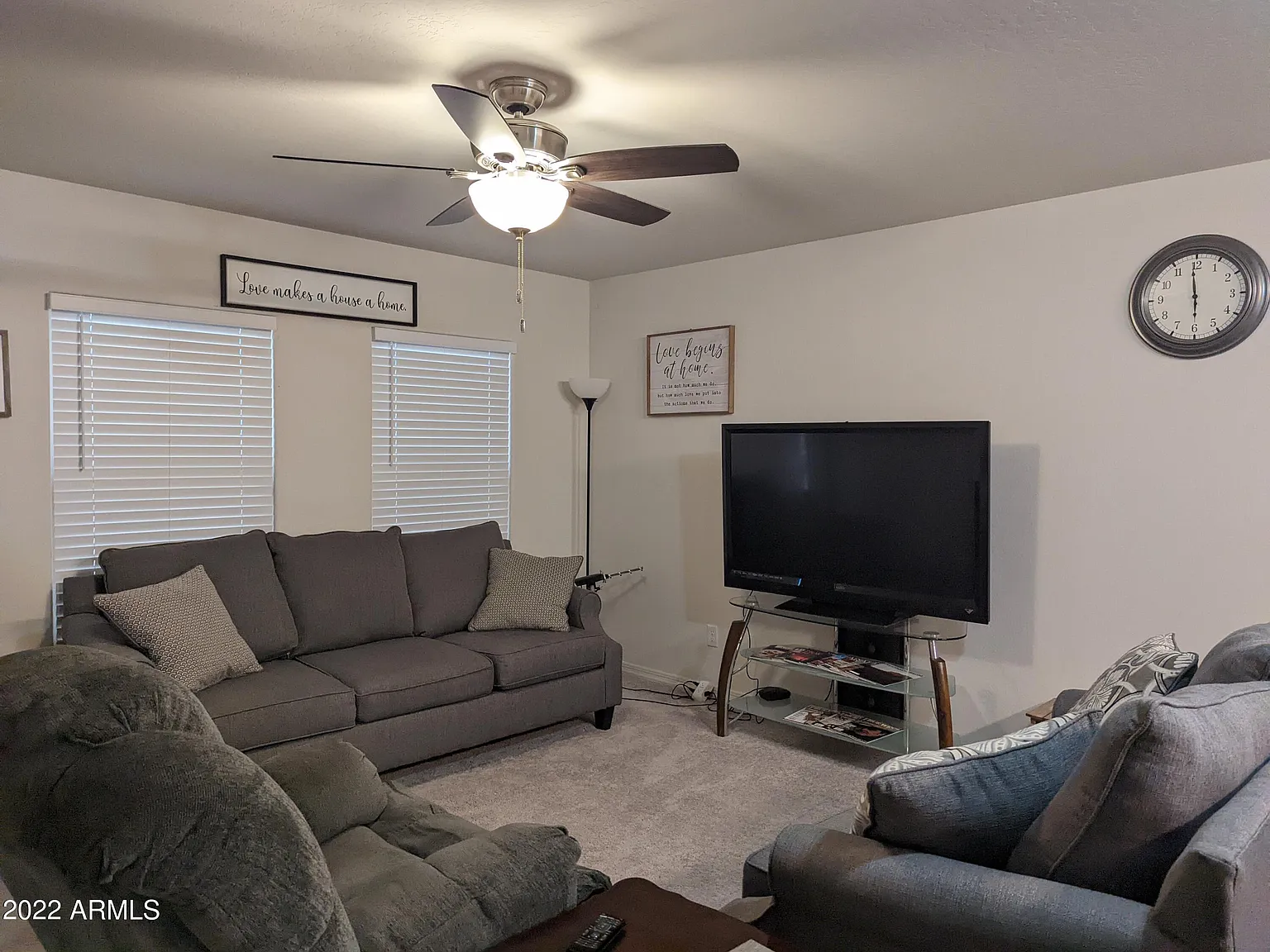 4 bed, 2.0 bath, 1221 sqft, $2,200 — Photo 3