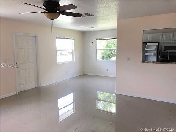 3rd image of 5615 Birdsong Ln #1