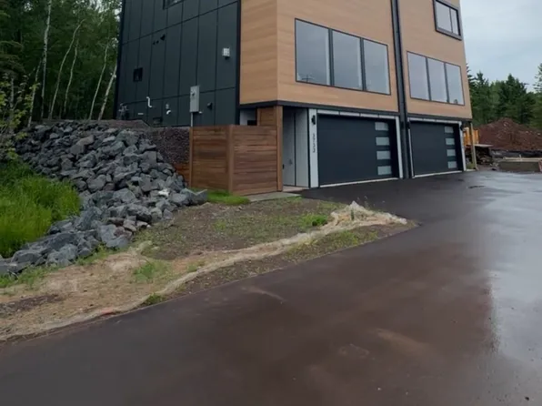 3733 London Rd #15, Duluth, MN 55804