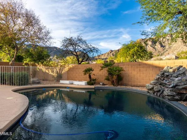 908 E MOUNTAIN SAGE Drive, Phoenix, AZ 85048